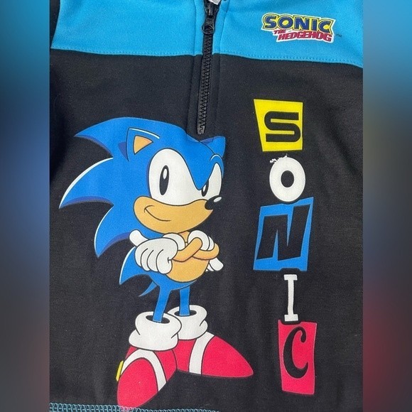 Sega’s Sonic the Hedgehog Bundle of 2 Items - 4T Hoodie & Flashing LED W… - Picture 4 of 6